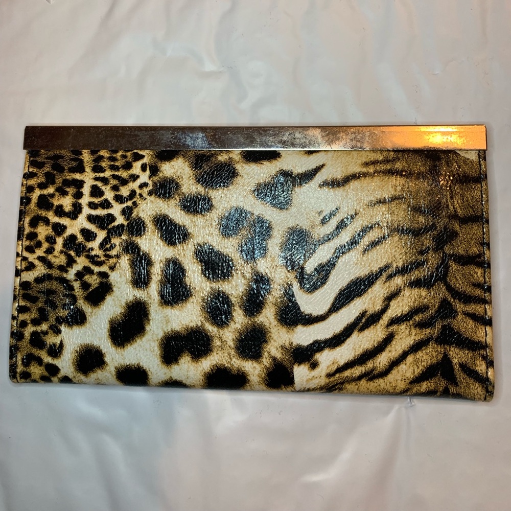 Leopard Wallet - Picture 3 of 3